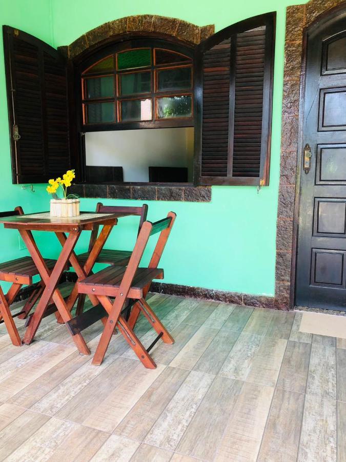 Quarto Triplo Básico